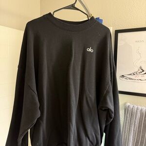 ALO Yoga Unisex Accolade Crewneck — Black